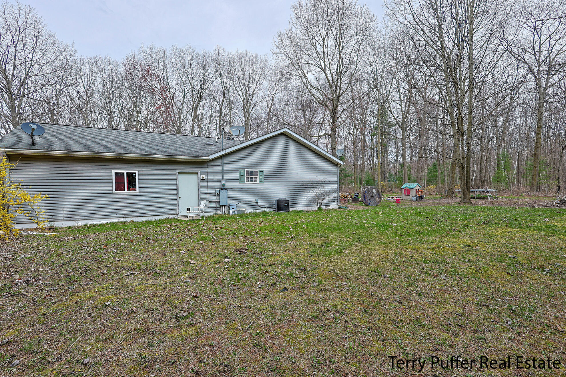 22 North Bossett Road Ravenna, MI 49451 - Photo 26 of 31 IMG_5920
