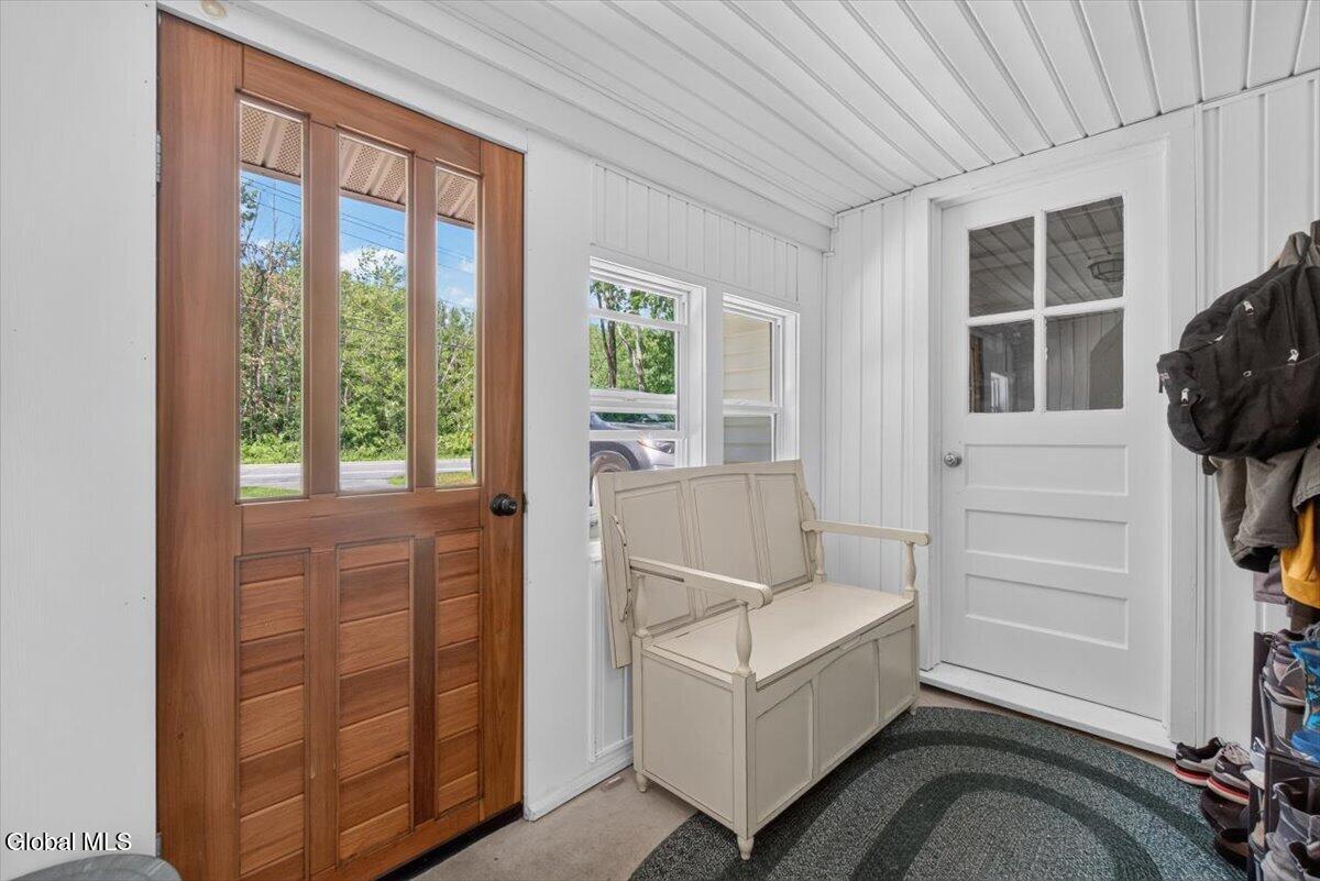7 Jenkins Road Ballston, NY 12027 - Photo 3 of 35 01-DSC05728