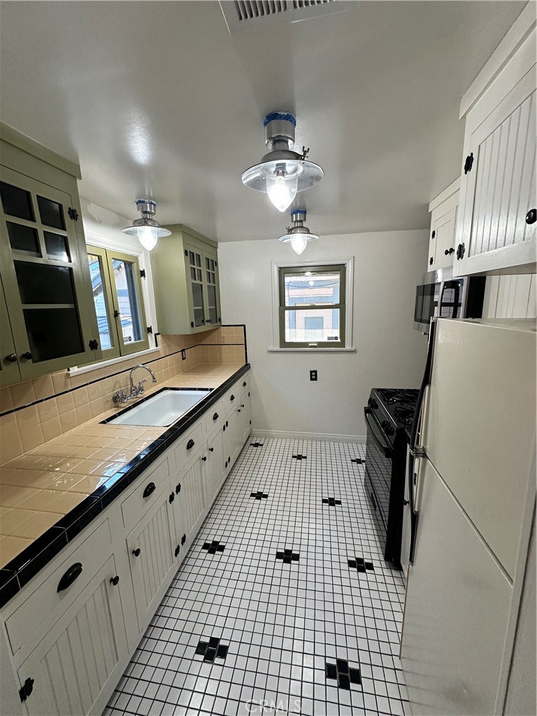 3332 2nd Street Riverside, CA 92501 - Photo 12 of 26