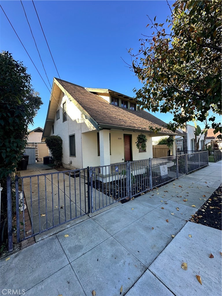 3332 2nd Street Riverside, CA 92501 - Photo 2 of 26