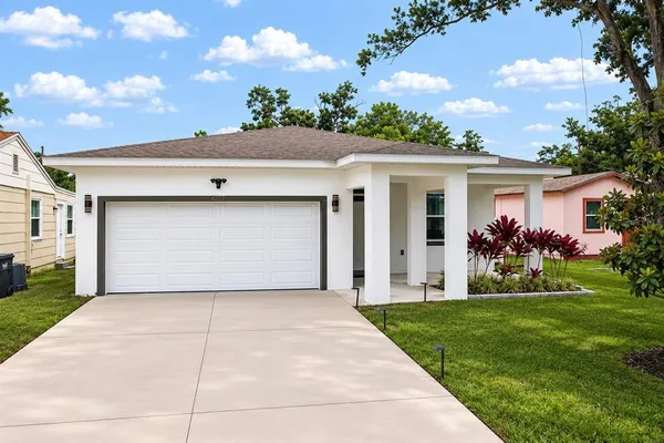 $695,000 | 4277 43rd Avenue North, St. Petersburg, FL 33714