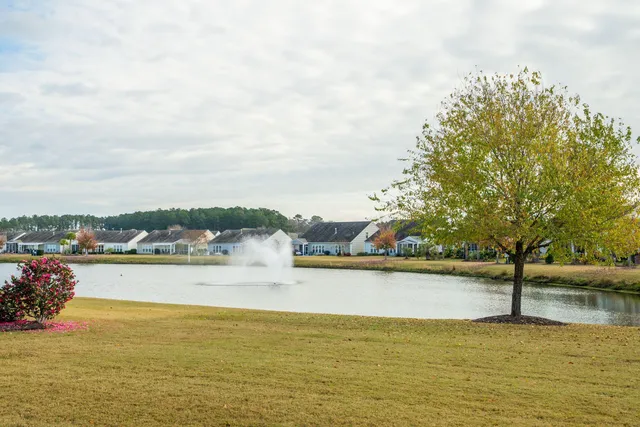 $370,000 | 510 Eastern Isle Avenue, Summerville, SC 29486