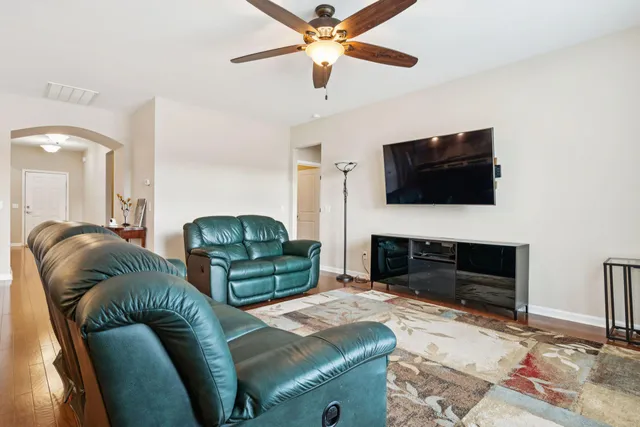 $370,000 | 510 Eastern Isle Avenue, Summerville, SC 29486