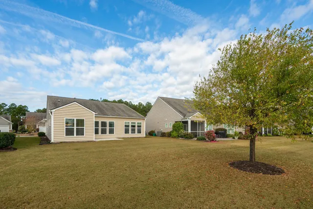 $370,000 | 510 Eastern Isle Avenue, Summerville, SC 29486