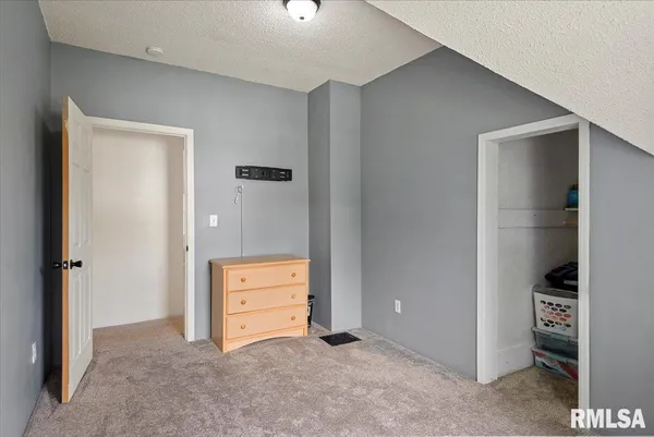 $125,000 | 700 South English Avenue, Springfield, IL 62704