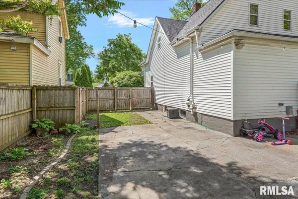 $125,000 | 700 South English Avenue, Springfield, IL 62704