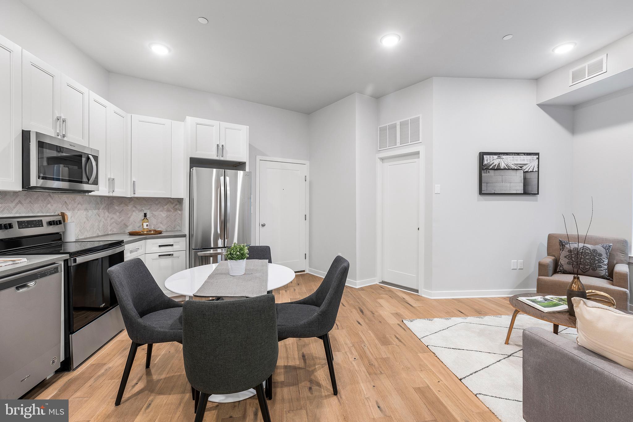 5102 Rochelle Avenue, Unit 3 Philadelphia, PA 19128 - Photo 7 of 12