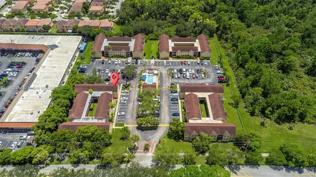 $319,000 | 13810 Southwest 112th Street, Unit 102, Miami, FL 33186