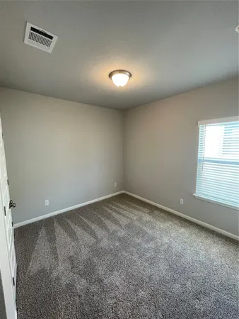 $1,900 | 125 Unforgiven Lane, Jarrell, TX 76537