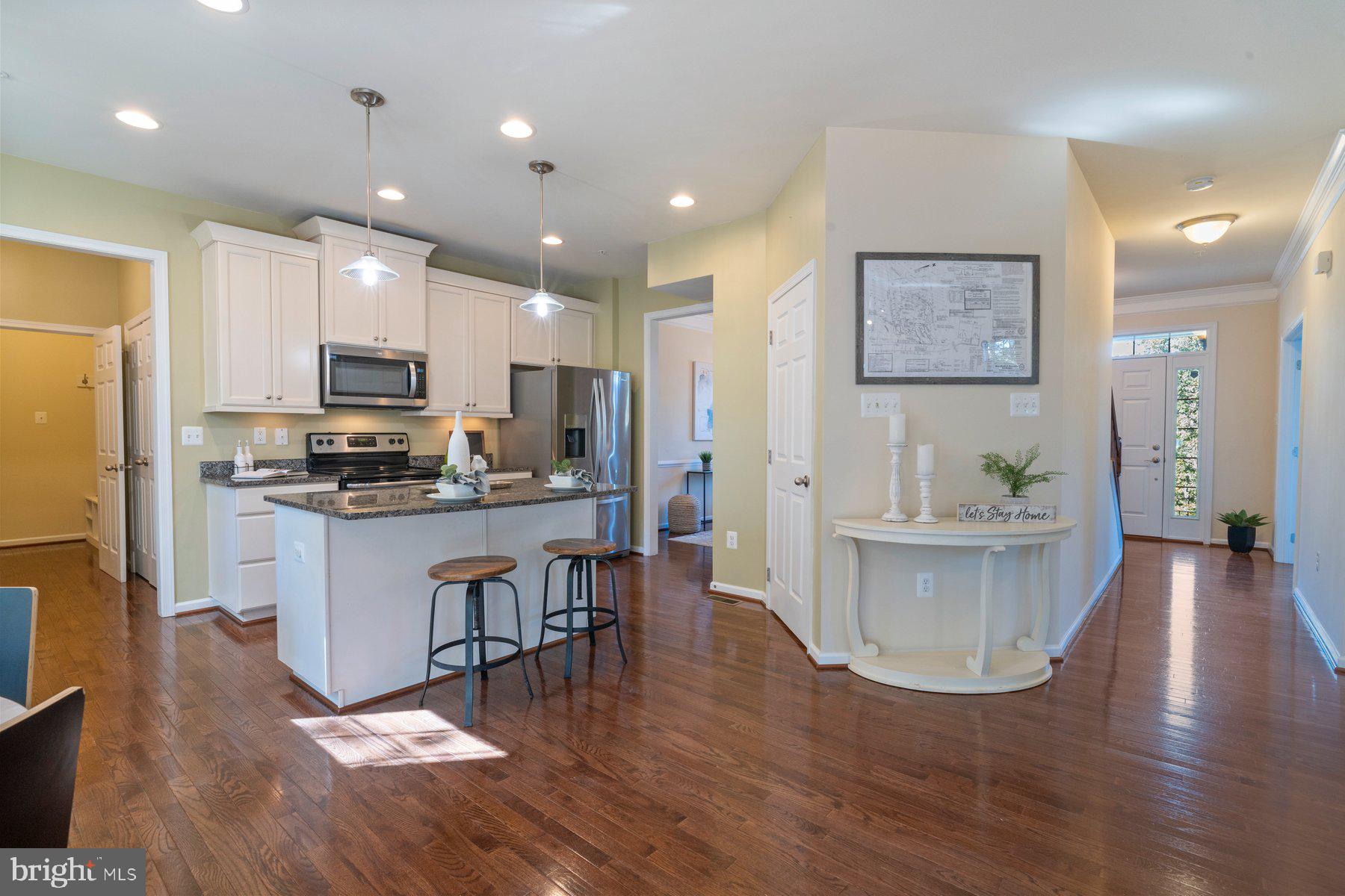 6709 Oakridge Road New Market, MD 21774 - Photo 10 of 53 Kitchen with island