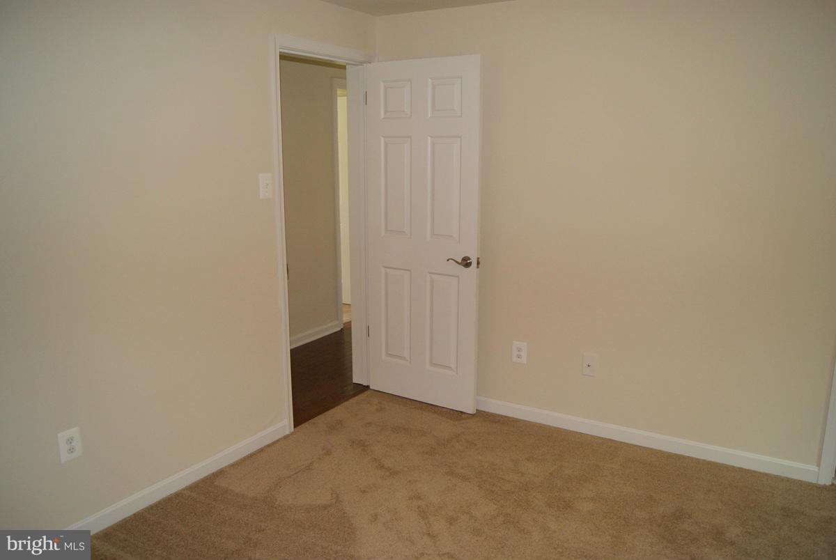 6098 Hill Road St. Leonard, MD 20685 - Photo 18 of 30 Bedroom
