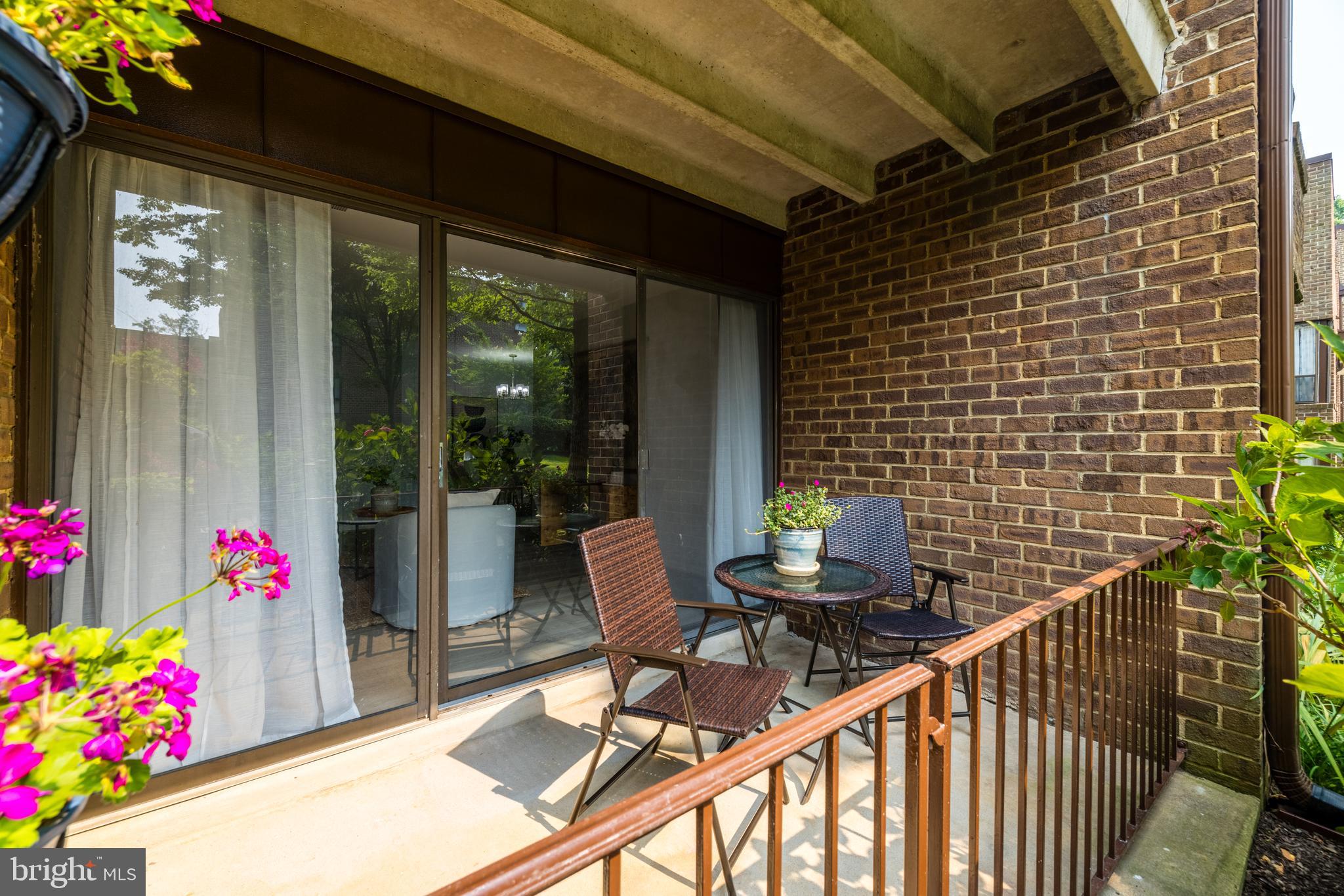 11224 Chestnut Grove Square, Unit 128 Reston, VA 20190 - Photo 41 of 41 Gallery Image 41