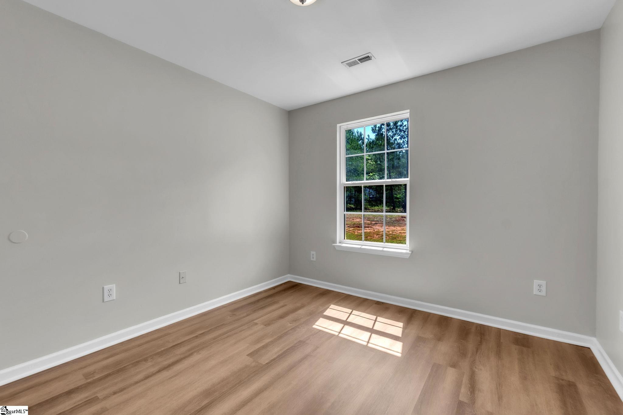 221 Riverbreeze Road Greenville, SC 29611 - Photo 14 of 25