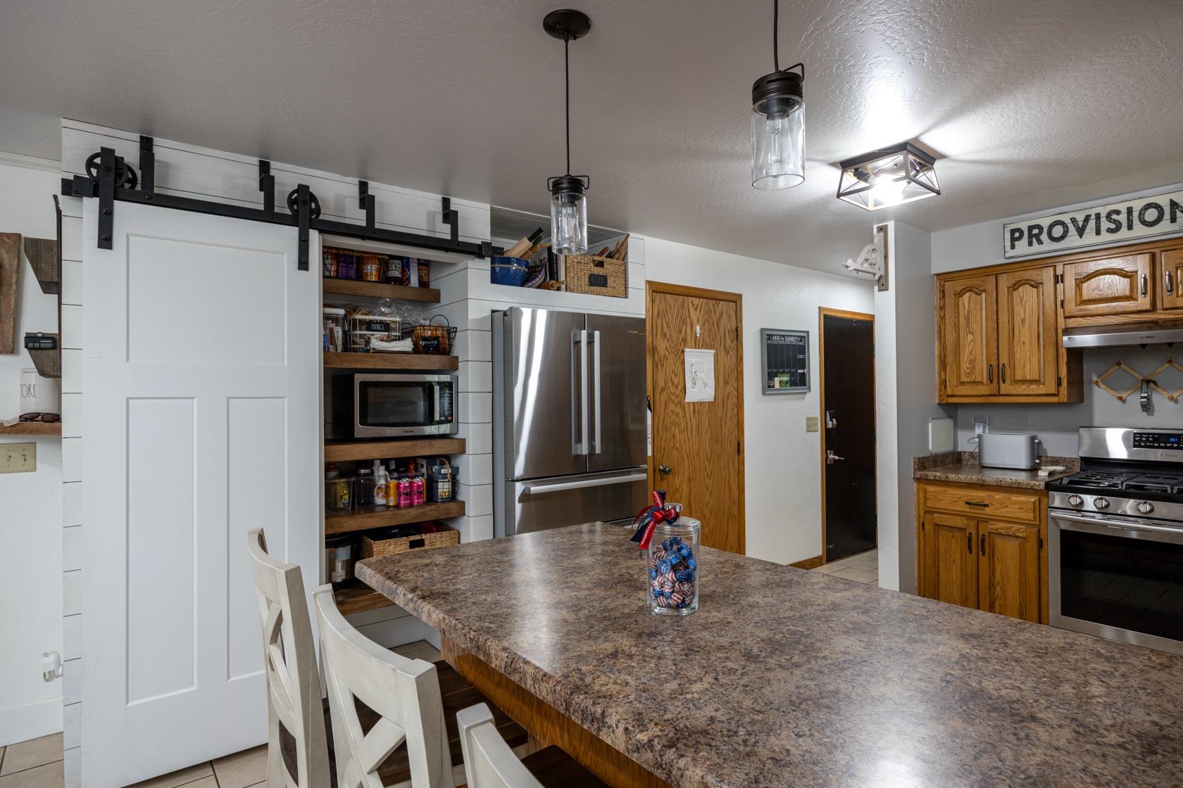 W2593 Colonial Court Appleton, WI 54915 - Photo 9 of 45