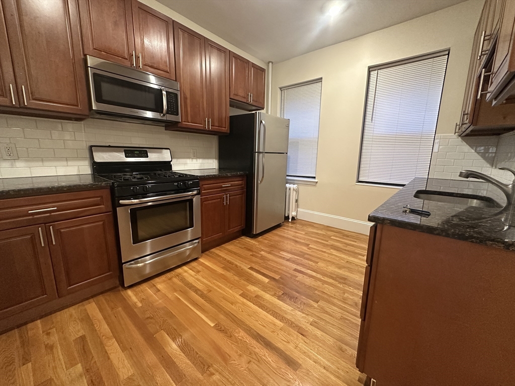 25 Peterborough Street, Unit 9 Boston, MA 02215 - Photo 1 of 8