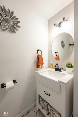 $380,000 | 32 Edgelea Drive, Greencastle, IN 46135