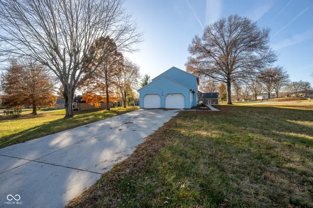 $380,000 | 32 Edgelea Drive, Greencastle, IN 46135