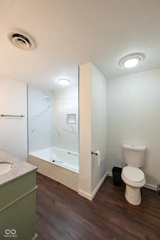 $380,000 | 32 Edgelea Drive, Greencastle, IN 46135