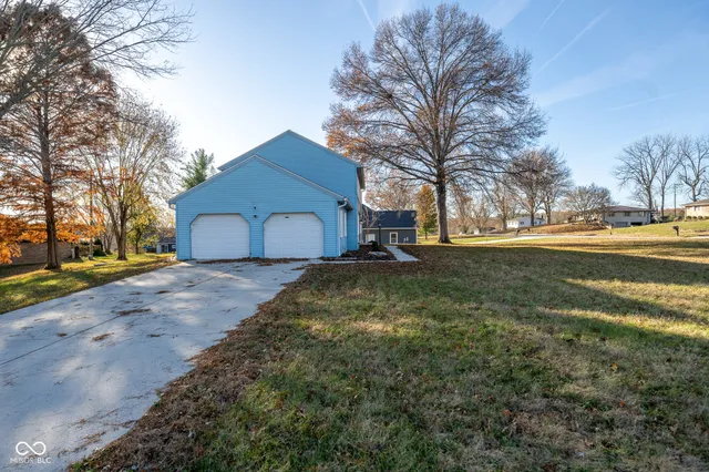 $380,000 | 32 Edgelea Drive, Greencastle, IN 46135