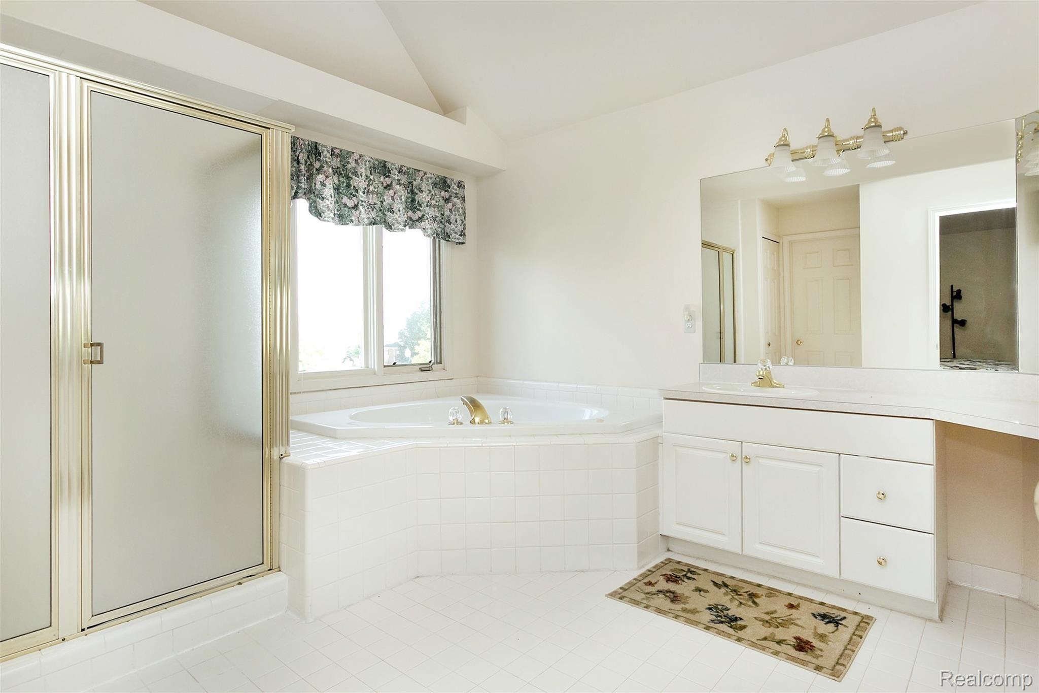 2068 Mapleridge Road Rochester, MI 48309 - Photo 26 of 38 Mapleridge-26.jpg
