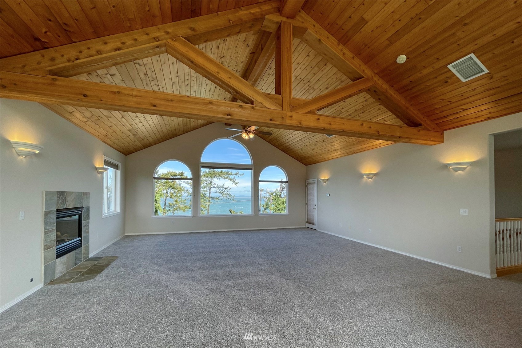 402 Marine Drive Sequim, WA 98382 - Photo 14 of 40 an empty room with windows