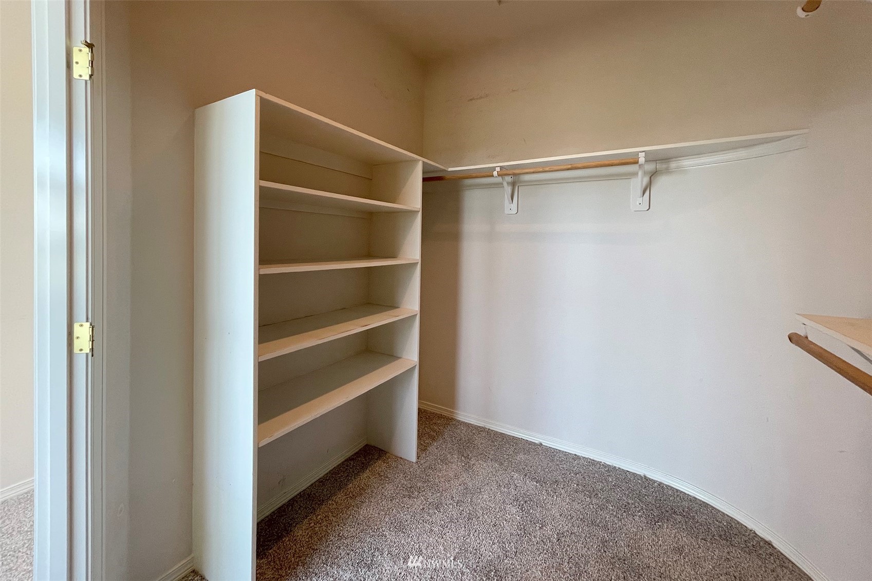 402 Marine Drive Sequim, WA 98382 - Photo 23 of 40 a view of an empty walk in closet