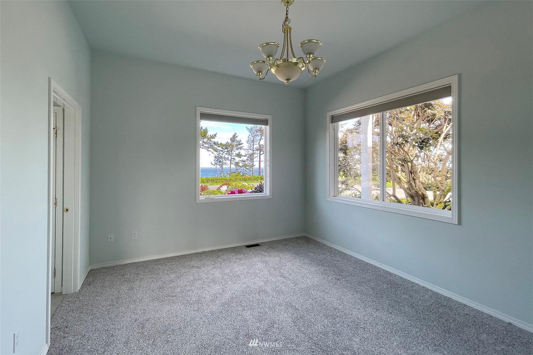 402 Marine Drive Sequim, WA 98382 - Photo 32 of 40 a view of an empty room with a window