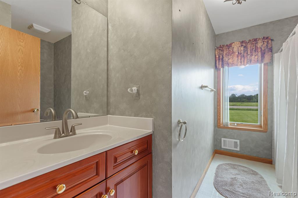 54200 Fairchild Road Macomb, MI 48042 - Photo 26 of 47 Gallery Image 26