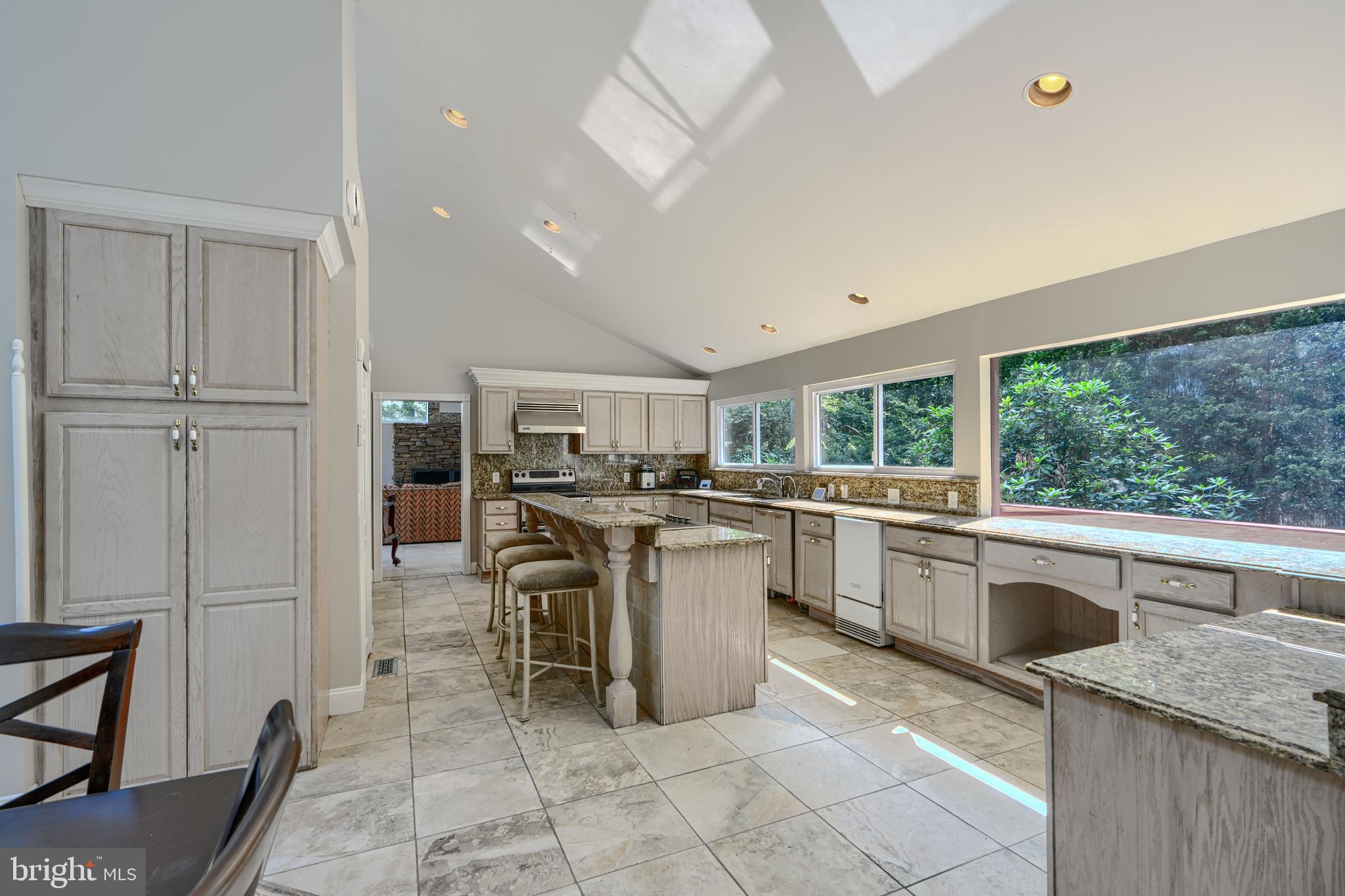 2101 Tufton Avenue Reisterstown, MD 21136 - Photo 20 of 125 Kitchen