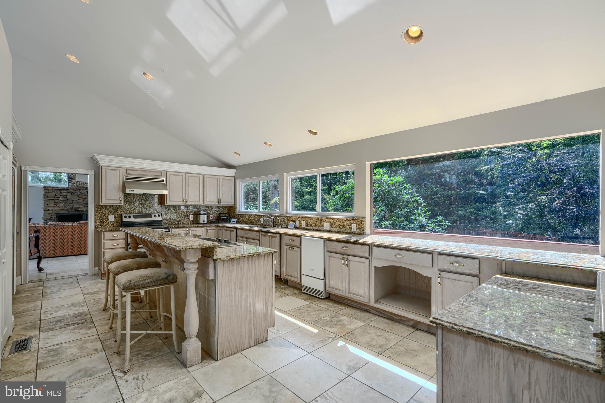 2101 Tufton Avenue Reisterstown, MD 21136 - Photo 21 of 125 Kitchen
