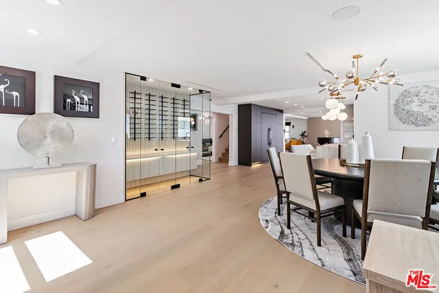 $12,950 | 13013 Killion Street, Sherman Oaks, CA 91401