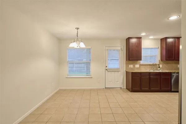 $2,250 | 12515 Lakeshore Drive, Montgomery, TX 77356