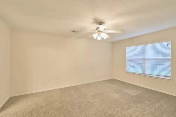 $2,250 | 12515 Lakeshore Drive, Montgomery, TX 77356
