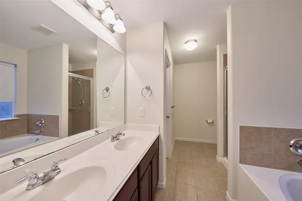 $2,250 | 12515 Lakeshore Drive, Montgomery, TX 77356