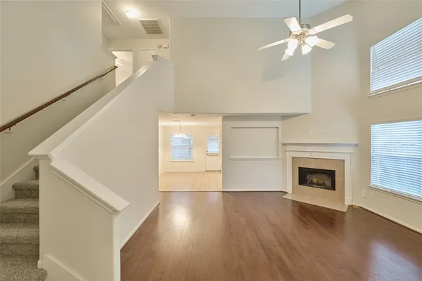 $2,250 | 12515 Lakeshore Drive, Montgomery, TX 77356