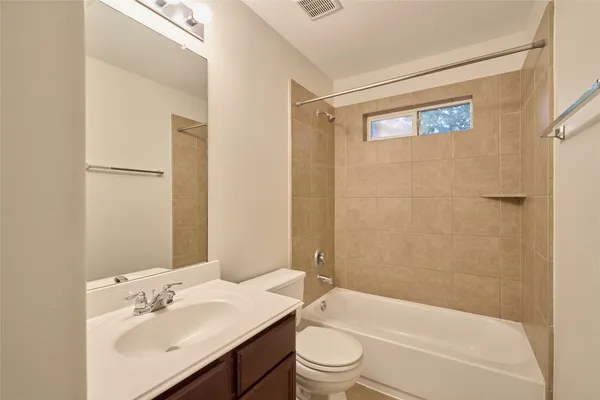 $2,250 | 12515 Lakeshore Drive, Montgomery, TX 77356