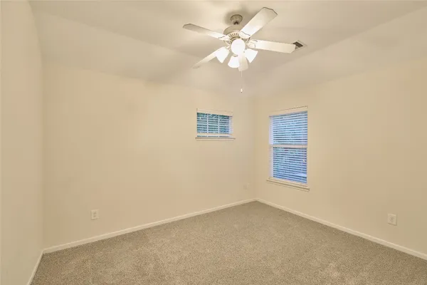 $2,250 | 12515 Lakeshore Drive, Montgomery, TX 77356