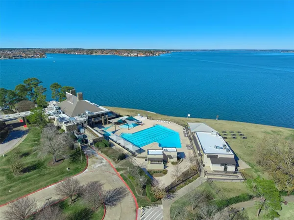 $2,250 | 12515 Lakeshore Drive, Montgomery, TX 77356