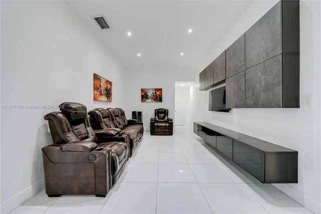 $4,500 | 1025 Northwest 128th Court, Miami, FL 33182