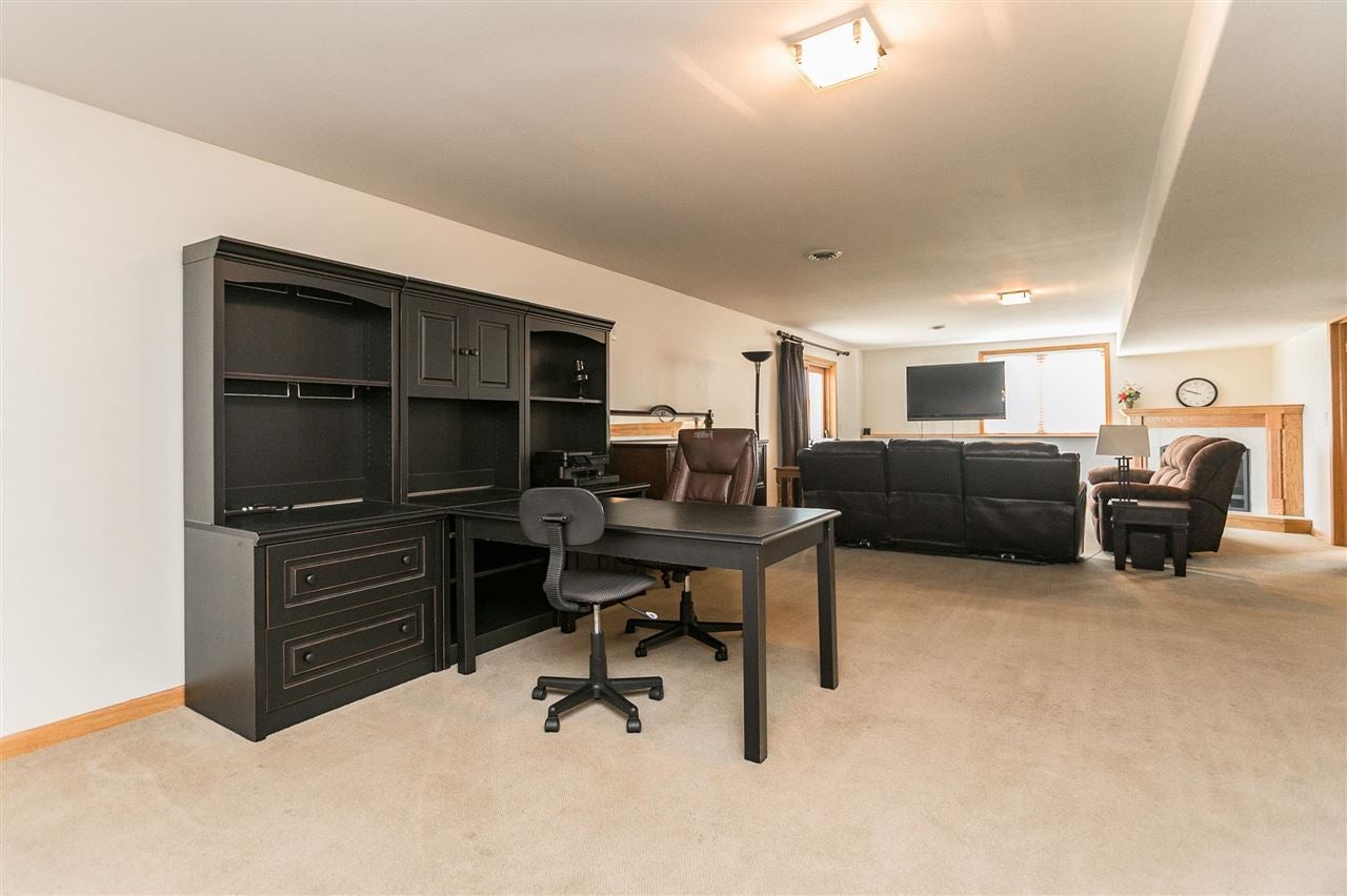 445 Prairie View Circle Fairfax, IA 52228 - Photo 30 of 42 Gallery Image 30