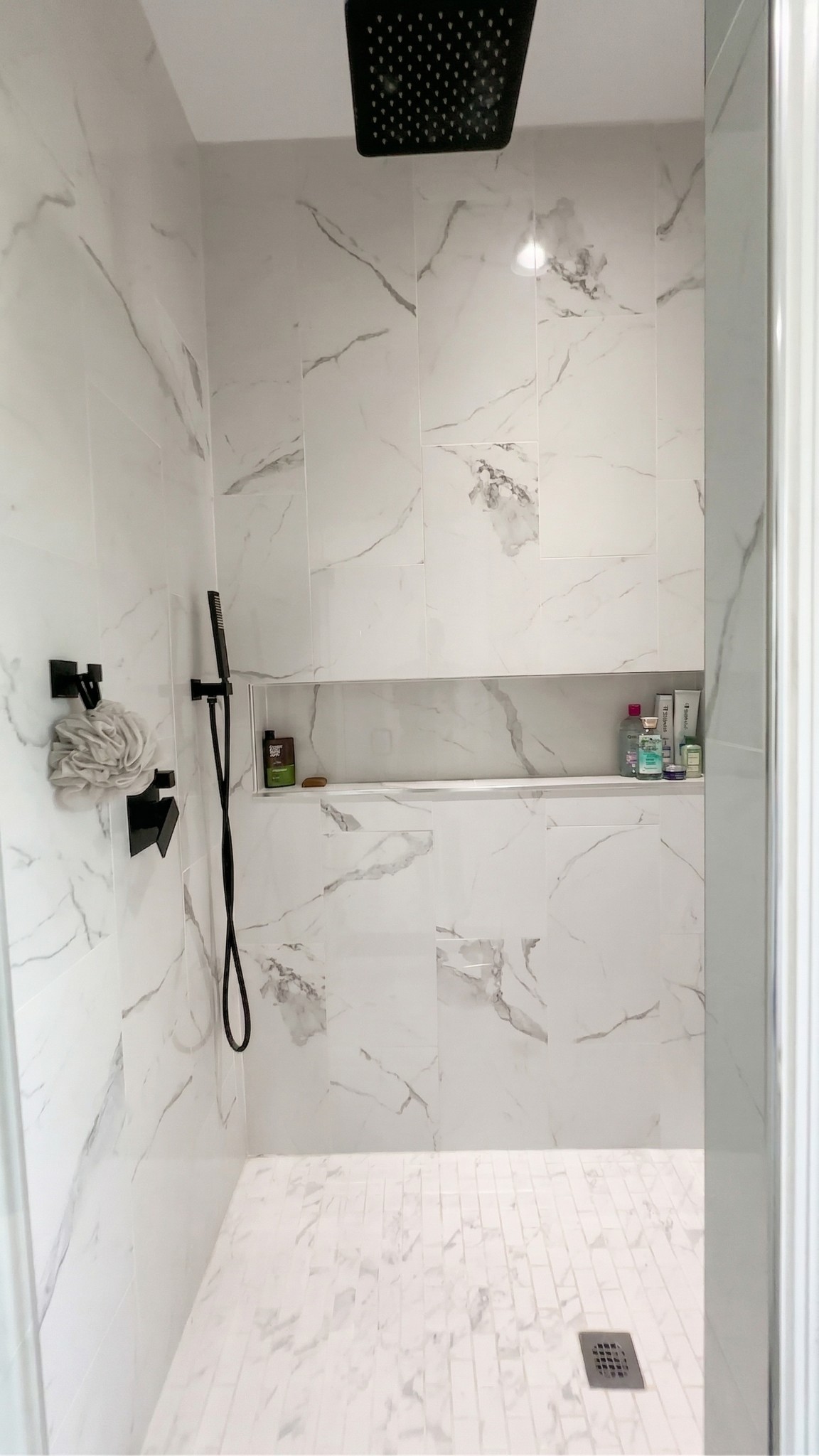 28 Henderson Road Lynchburg, TN 37352 - Photo 53 of 87 a bathroom with a shower