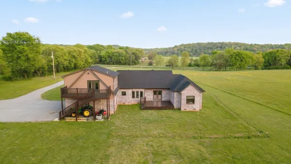$795,000 | 28 Henderson Road, Lynchburg, TN 37352