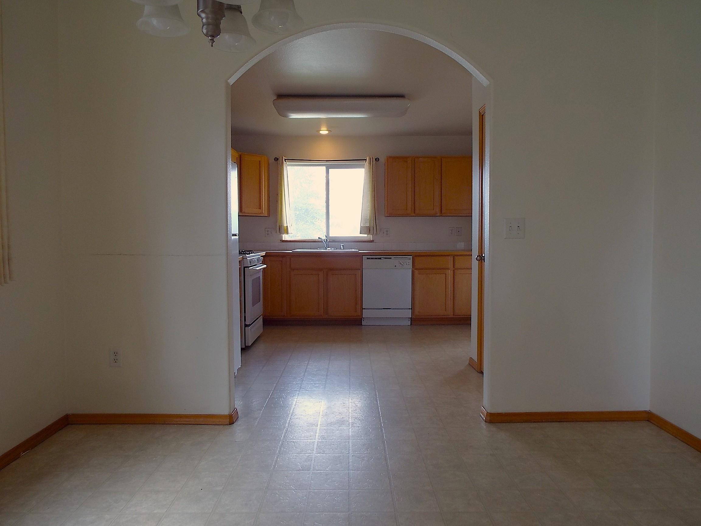 9318 North Oak Street Spokane, WA 99208 - Photo 6 of 16