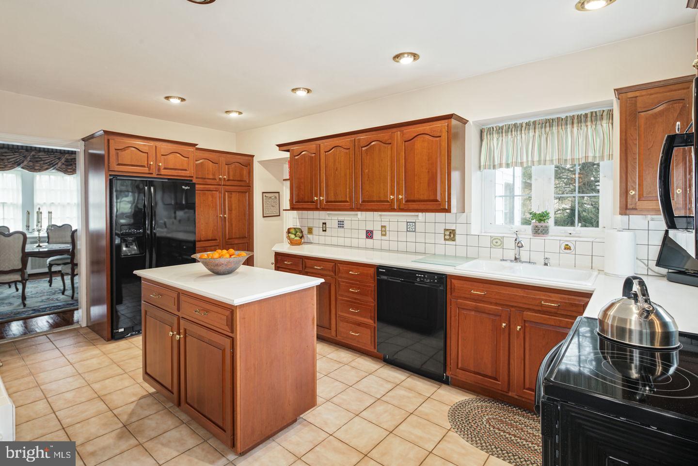 15035 Trevose Road Philadelphia, PA 19116 - Photo 15 of 43