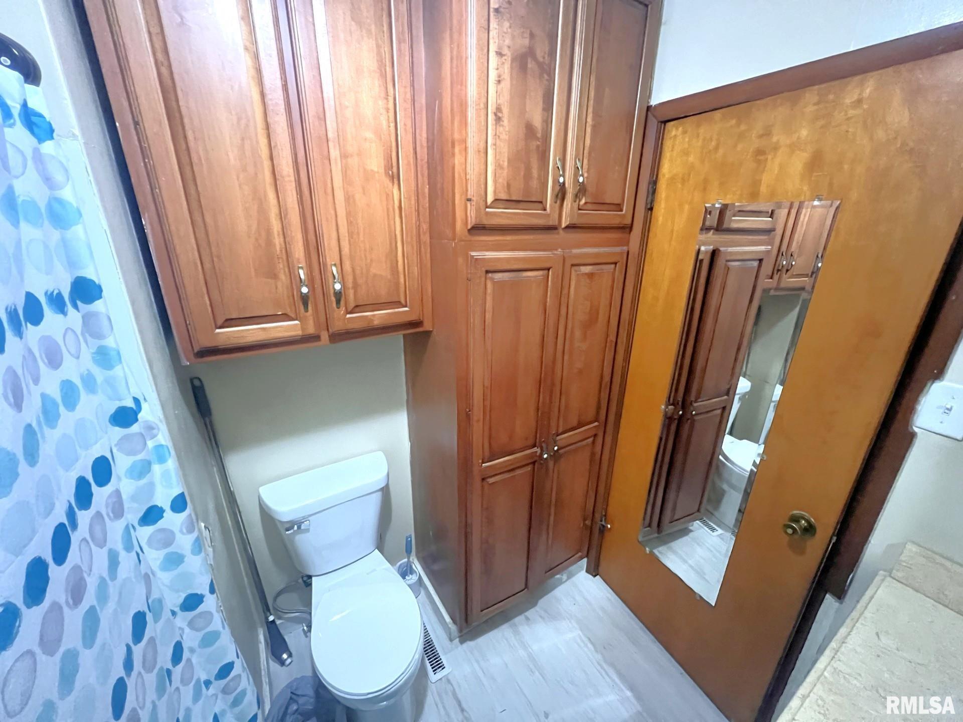 12563 Saraville Road Marion, IL 62959 - Photo 13 of 24