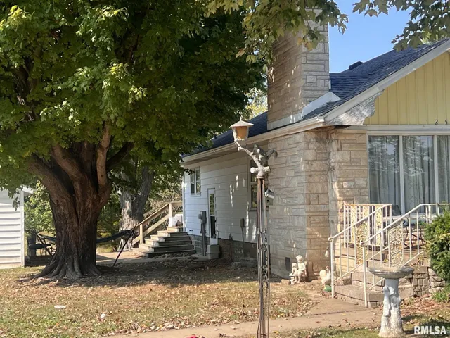 $125,000 | 12563 Saraville Road, Marion, IL 62959