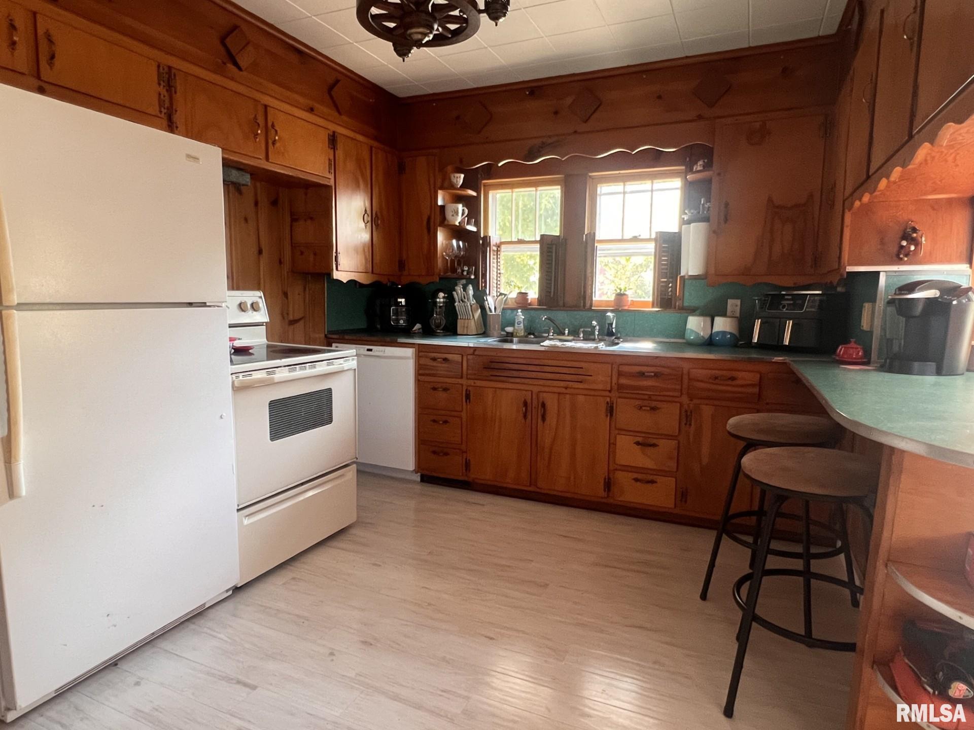 12563 Saraville Road Marion, IL 62959 - Photo 10 of 24