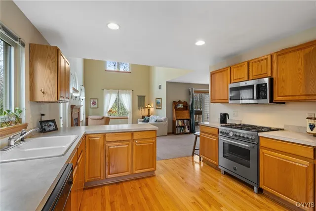 $2,000 | 8614 Wrenwood Circle, Lysander, NY 13027