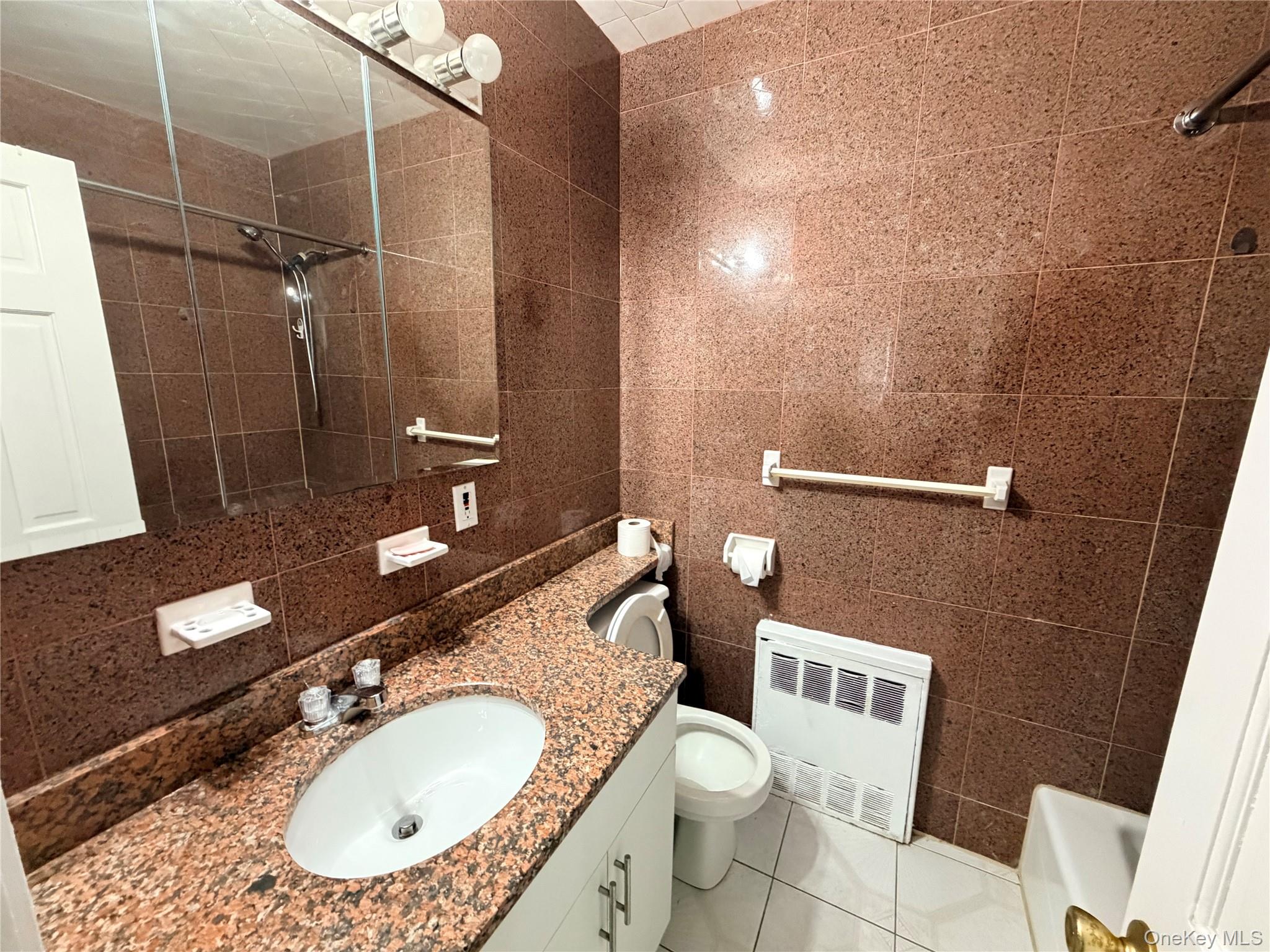 202-08 46th Road, Unit 2 Queens, NY 11361 - Photo 3 of 10