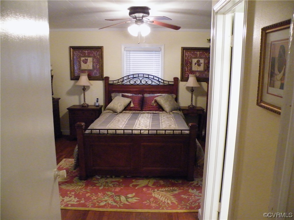 9120 Purdy Road Jarratt, VA 23867 - Photo 9 of 26 Primary bedroom.